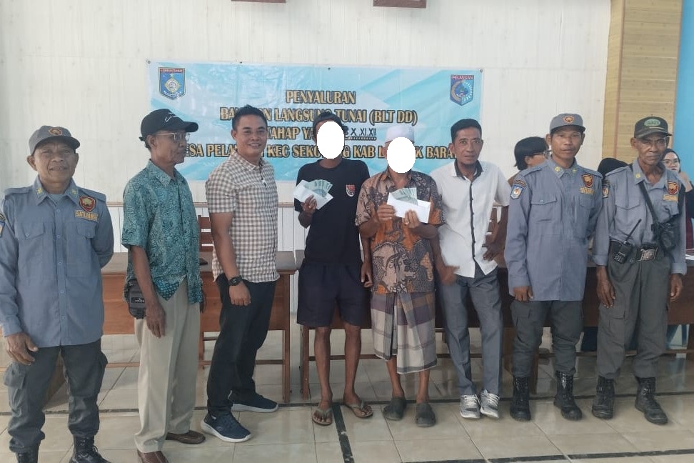 Jamin Distribusi Aman, Bhabinkamtibmas Hadir di Penyaluran BLT DD Pelangan